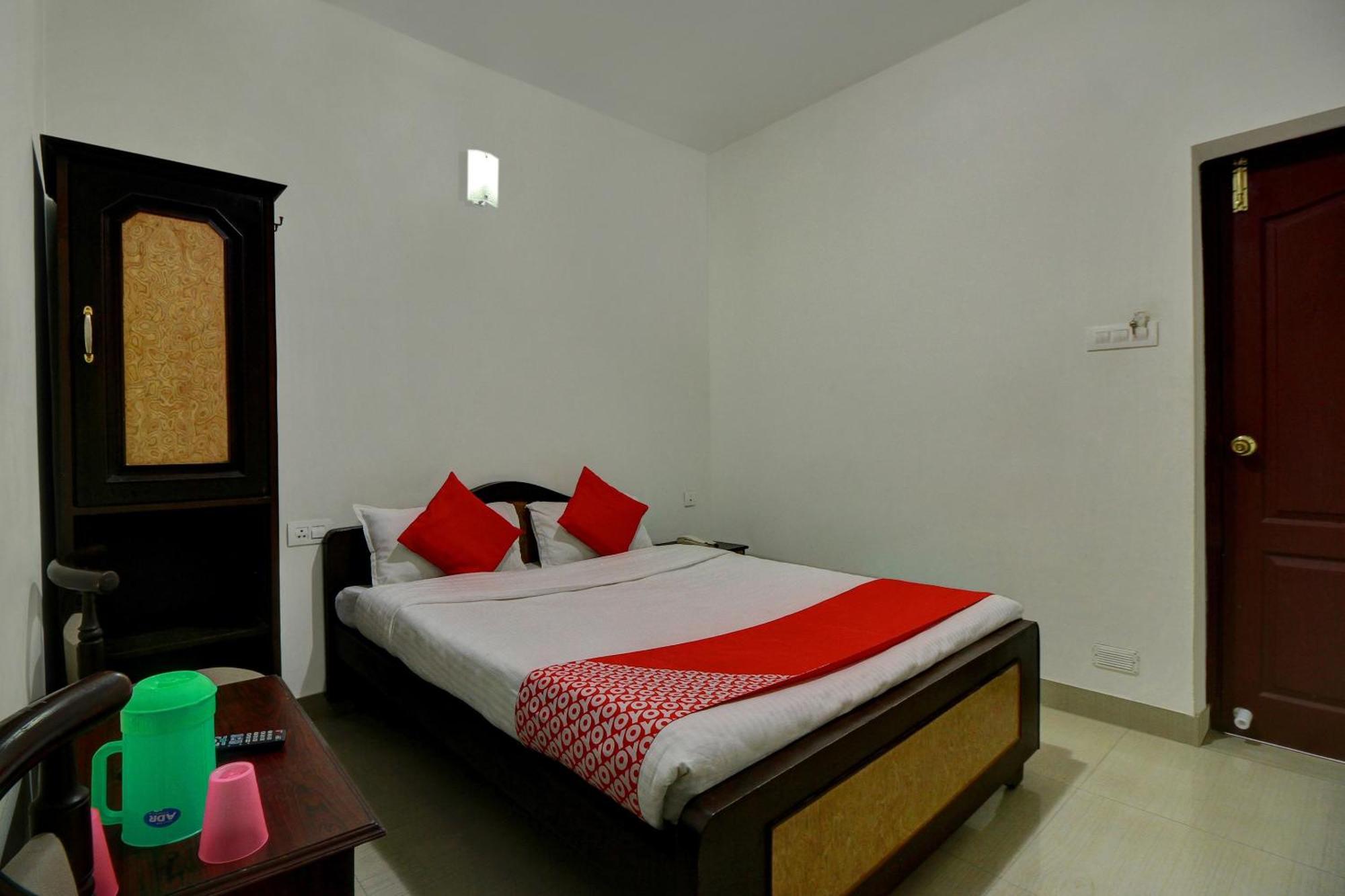 Hotel Rj Inn Кодайканал Екстериор снимка