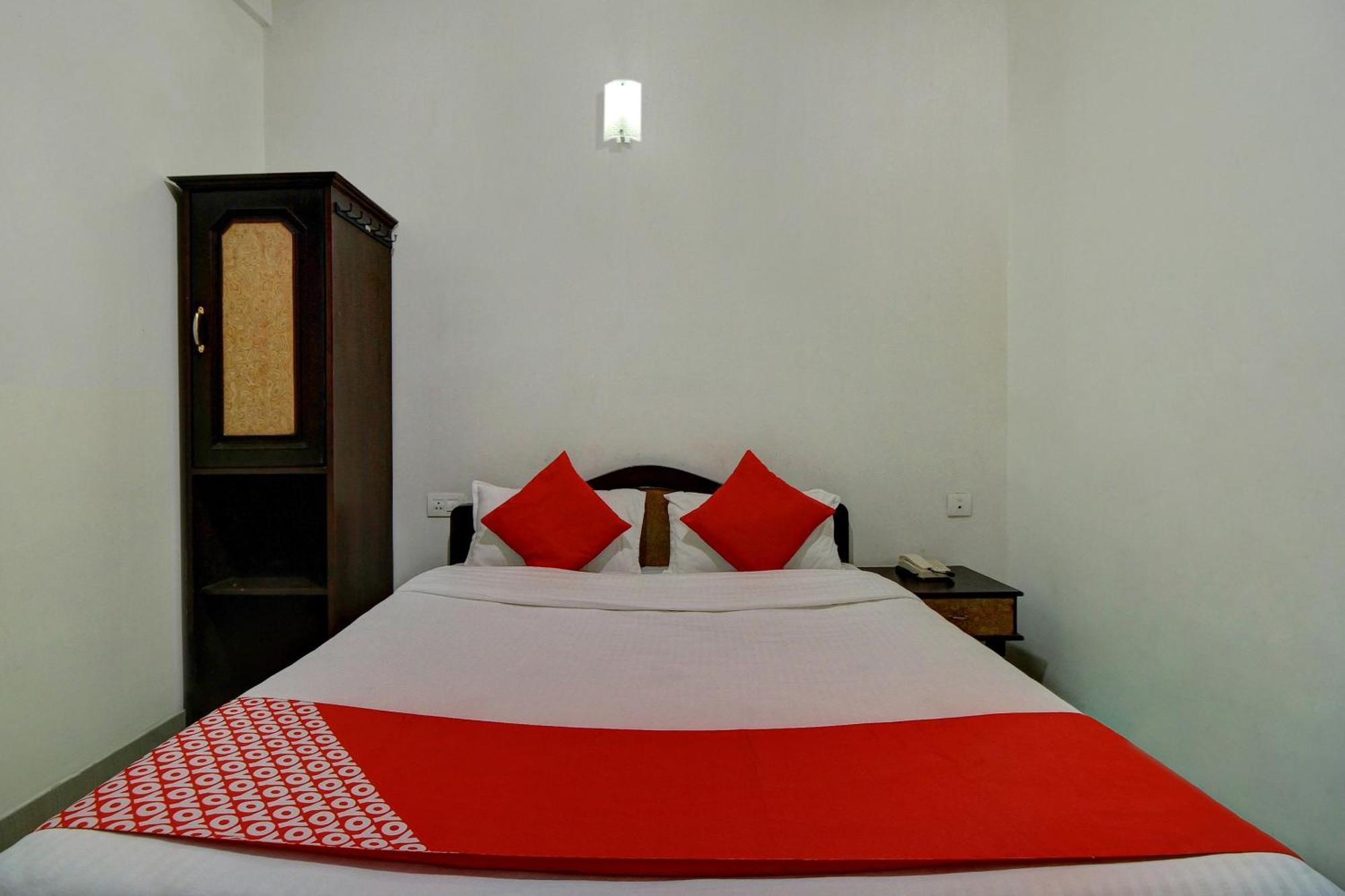 Hotel Rj Inn Кодайканал Екстериор снимка