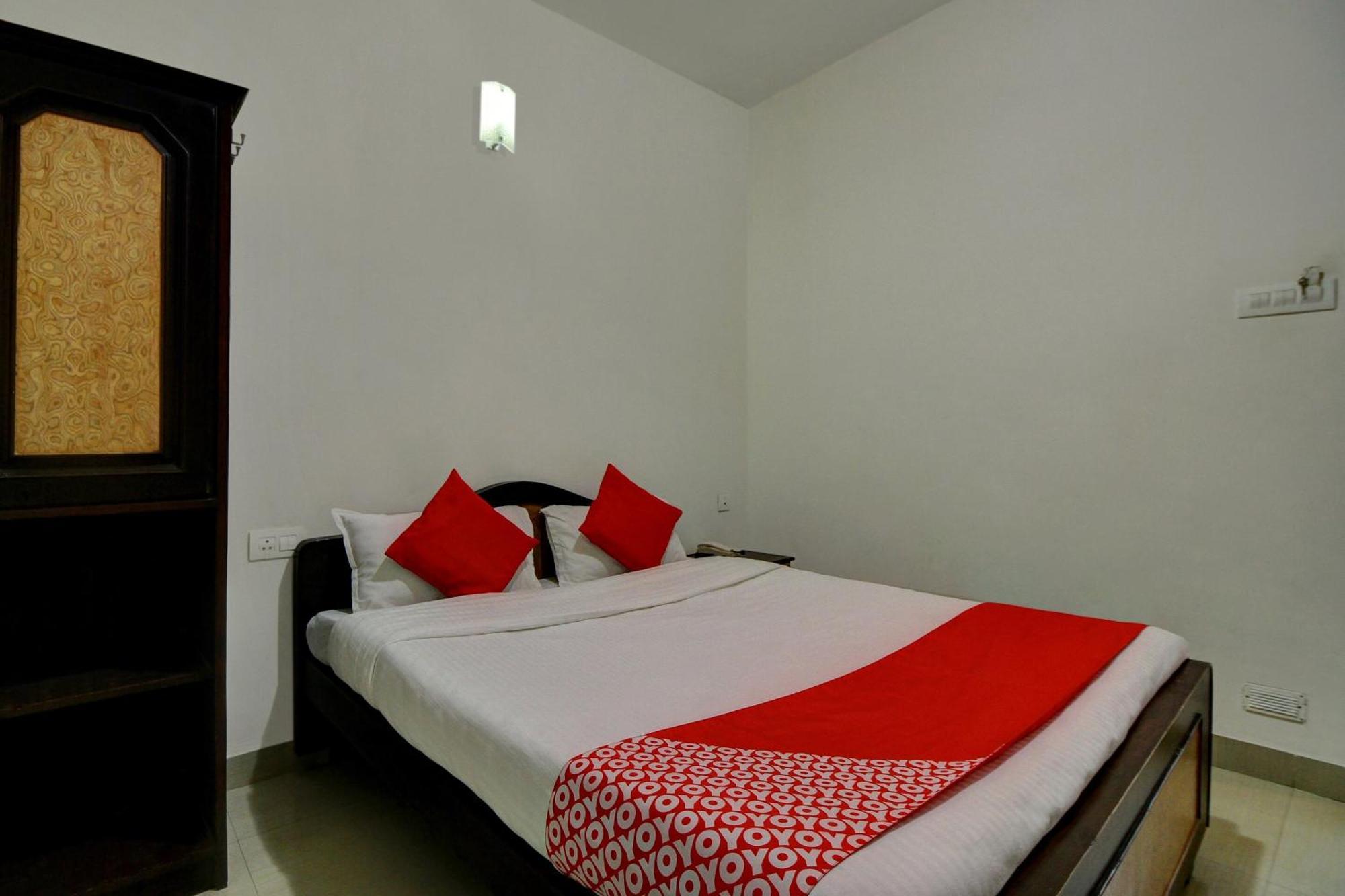 Hotel Rj Inn Кодайканал Екстериор снимка