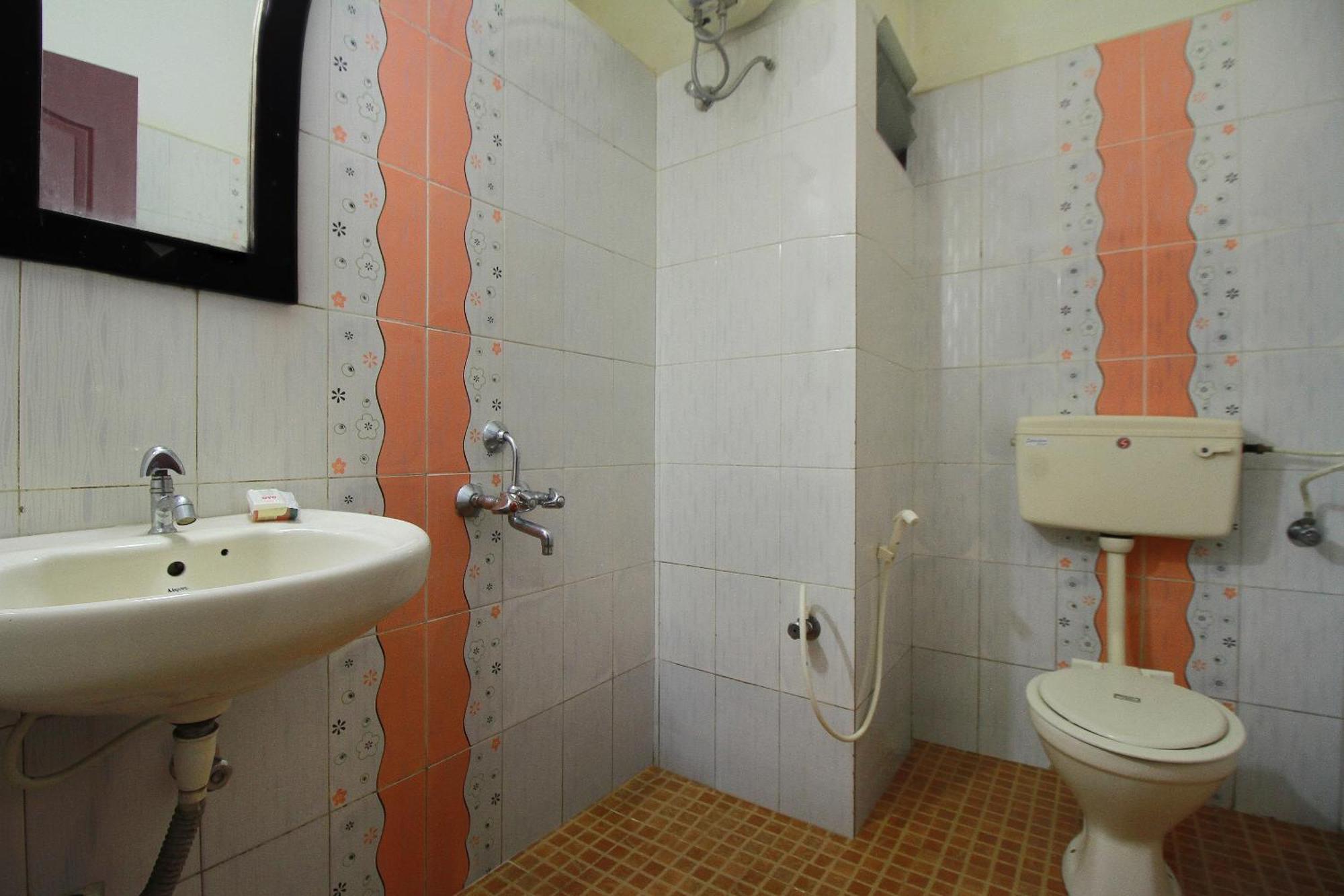 Hotel Rj Inn Кодайканал Екстериор снимка